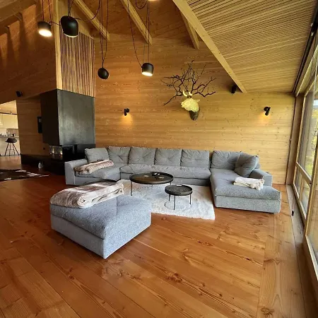 Chalet Jausiers, 7 Pièces, 14 Personnes - Fr-1-691-58 * Jausiers